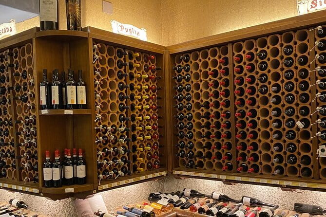 Wine Tasting Experience in Florence city centre - The Role of the Professional Sommelier