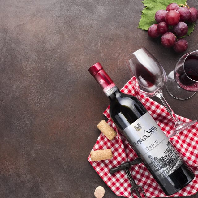 WINE TASTING EXPERIENCE IN THE HISTORICAL CENTRE - The Food and Drink Pairings: More Than Just Wine