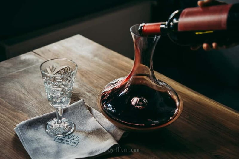 Wine Tasting feel the Difference of Qvevri or Classical Wine - Practical Details: Meeting Point and Group Size