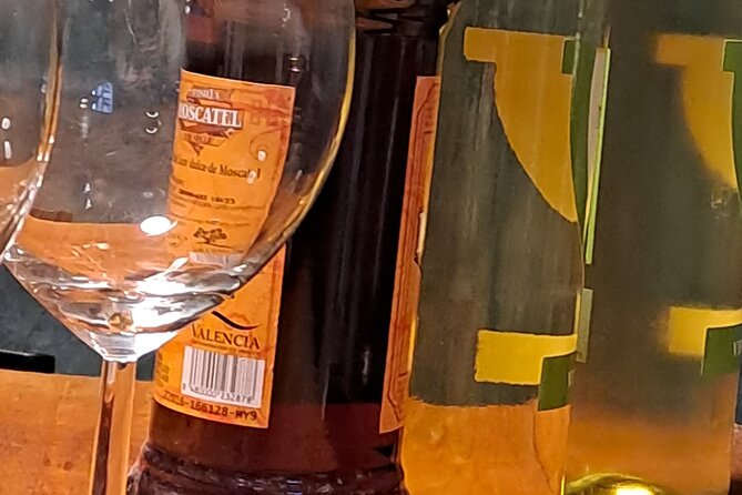 Wine Tasting in Barcelona (Catalan Varieties) Small Groups - The Wines: From White to Red with Local Flavors