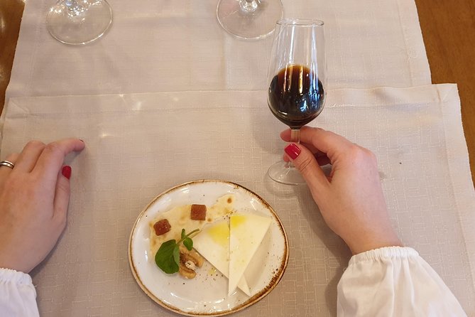 Wine Tasting in Granada - Tasting the Best of Granada’s Food and Olive Oils