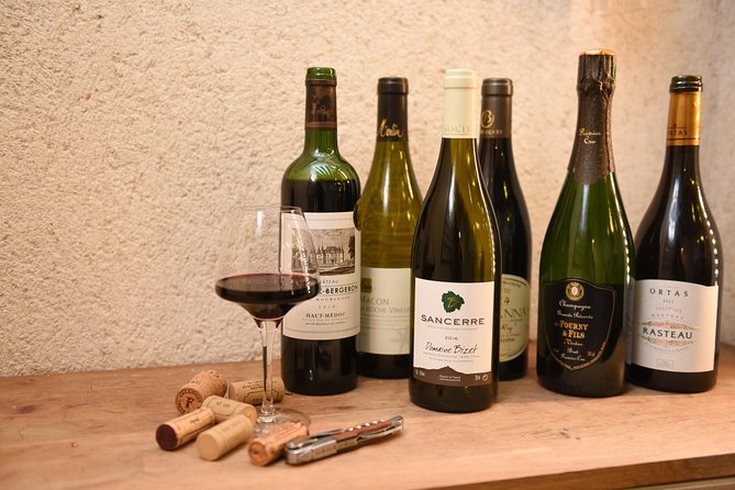 Wine Tasting In Paris - How the Tour Fosters a Relaxed, Friendly Atmosphere