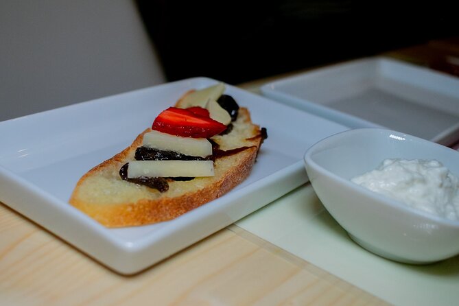 Wine tasting in the historic center of Catania - The Atmosphere and Setting