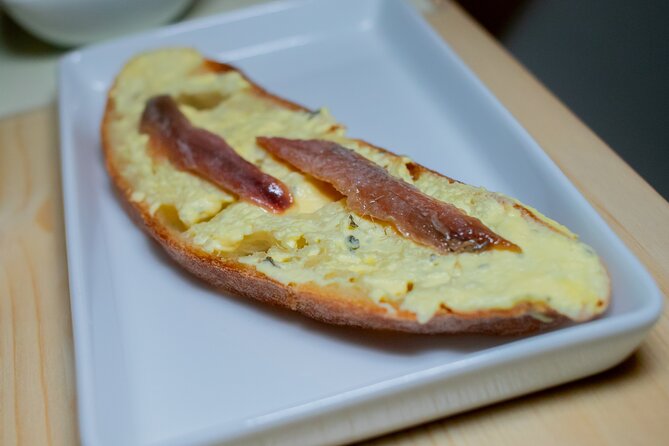 Wine tasting in the historic center of Catania - How This Tour Compares to Other Experiences