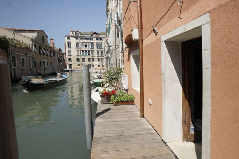 Wine Tasting in Venice - Experience Authentic Venetian Wine Tasting in a Cozy Cellar Setting