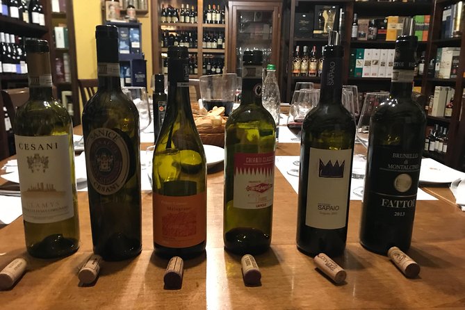 Wine tasting in Versilia with sommelier - 5 wines and local products - Local Products Paired with Wines