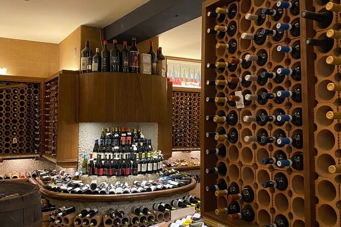 Wine Tasting & Lunch in Florence city centre - Central Florence Location Close to the Duomo