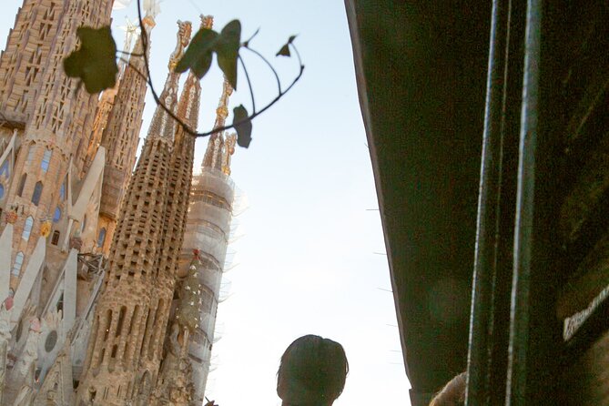 Wine tasting with a view of the Sagrada Familia - The Setting: Wine Tasting in Front of Sagrada Familia