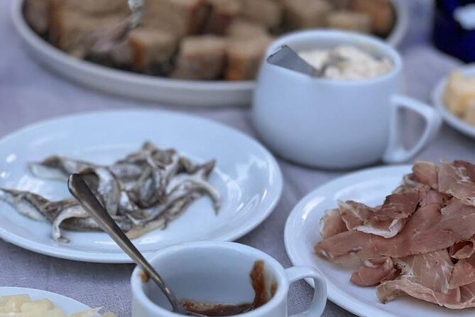 Wine Tasting with Panagiotis aka Chilly August - Food and Meze Pairings