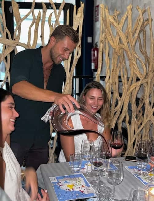 Wine Tasting with Professional Sommelier in centre Valencia - Key Points