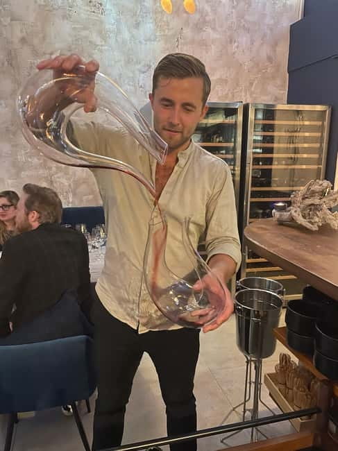 Wine Tasting with Professional Sommelier in centre Valencia - What’s Included in the Price