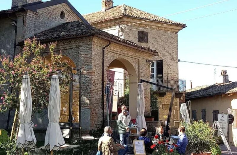 Wine Tasting with Snacks in Neive, the heart of Langhe - Key Points