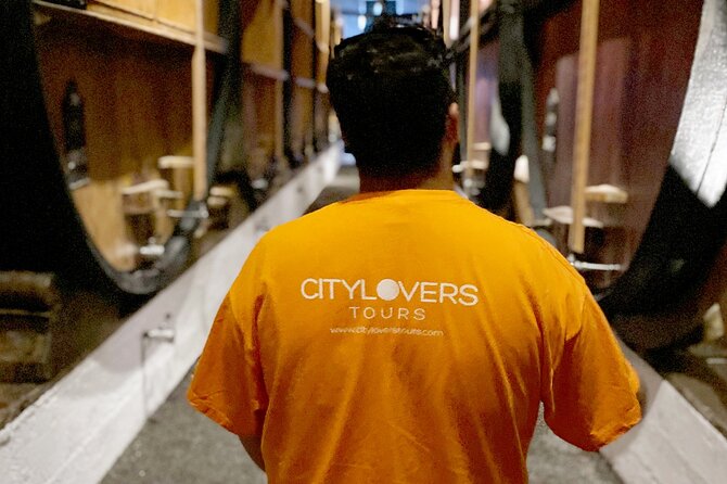 Wine Tasting with Tapas Walking Tour in Porto - Physical Activity and Pacing of the Tour