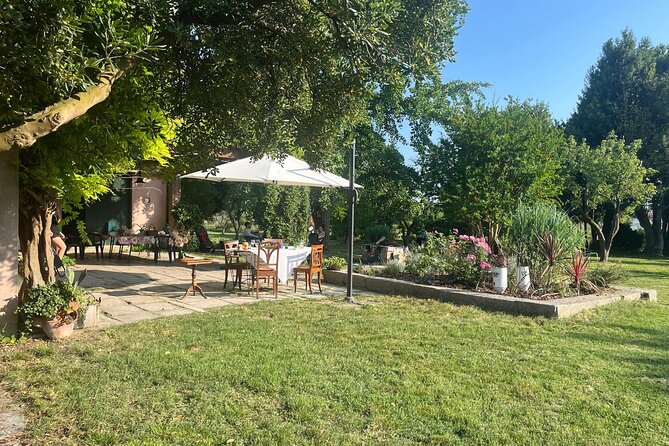 Wine Tasting with the winemaker in Villa Santa Eurosia - The Role of the Winemaker in the Tasting