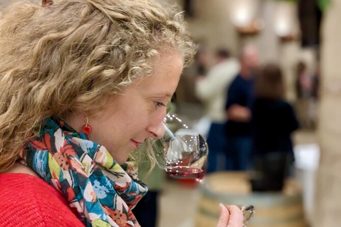 Wine tour and tasting in Burgundy - Experience the Heart of Burgundy Vineyards in Meursault