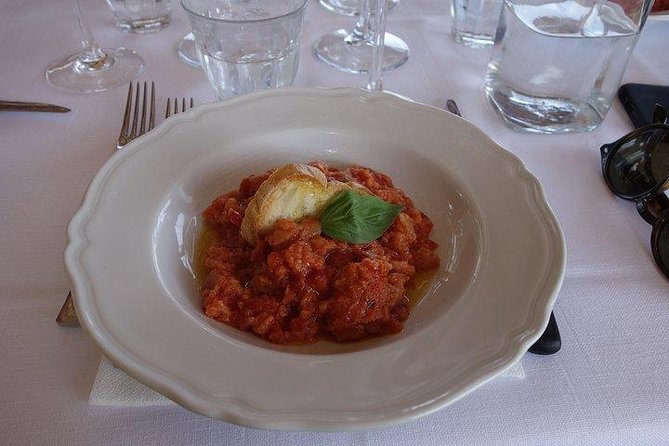 Wine Tour with Lunch and Wine Tasting - Accessibility and Practical Considerations