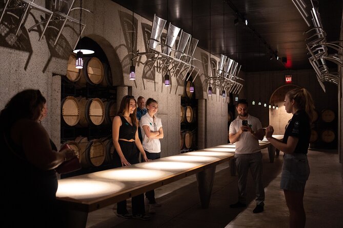 Wine Tour with Lunch in Niagara-on-the-Lake - The Guides Role and Personalities