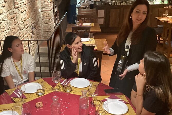 Wine Windows Walk with Wine Tasting and Appetizers - Discovering Florence’s Historic Wine Windows