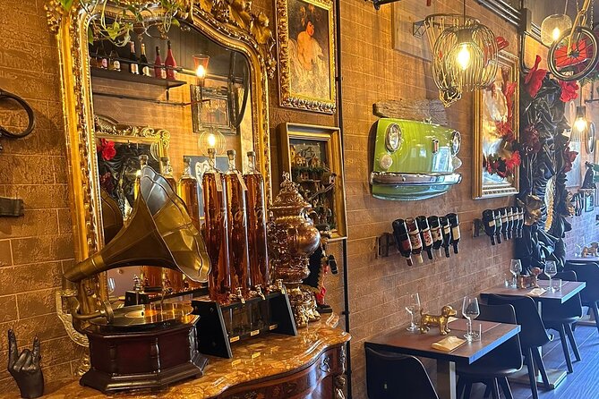 Wine&Food tasting in Sorrento - Savoring the Tapas Napoletane: A Culinary Showcase