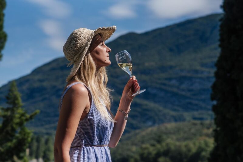 Winery tour with tasting of TrentoDoc and Grappa - Key Points