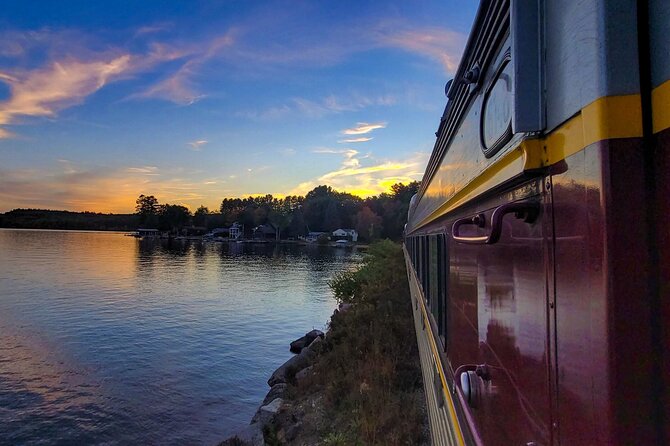 Winnipesaukee Scenic Railroad - Food, Drink, and Onboard Amenities