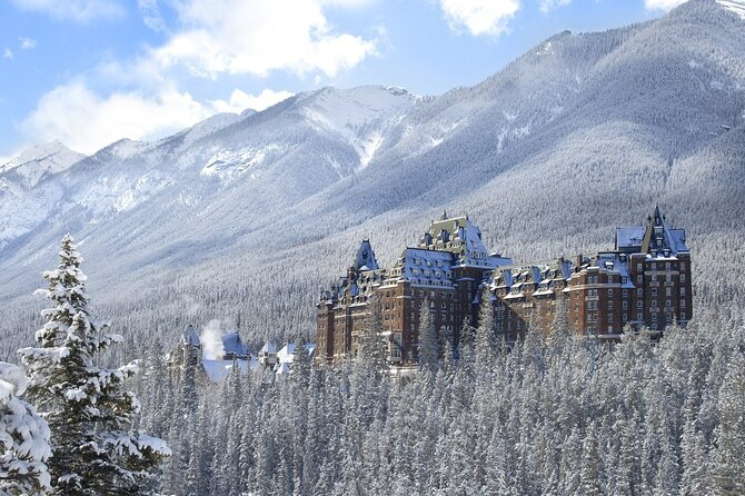 Winter 3 Days- Banff, Yoho, Canyons & Gondola - Day 3: From Marble Canyon to Lake Louise