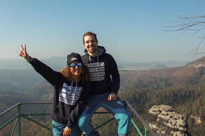 Winter Fairytale The BEST of Bohemian & Saxon Switzerland Hiking Tour - Lunch and Refreshments at a Local Czech Restaurant