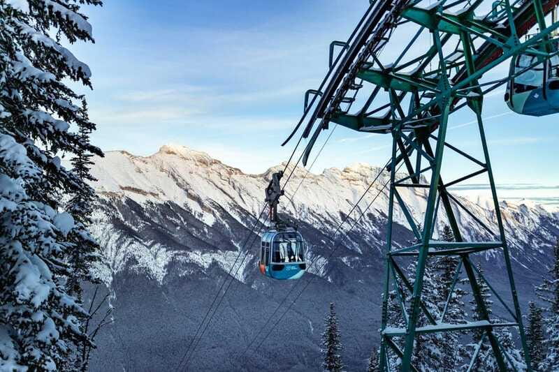 Winter Hikes, Gondolas, and Banff Day Trip - Enjoy Free Time and Lunch in Banff Town