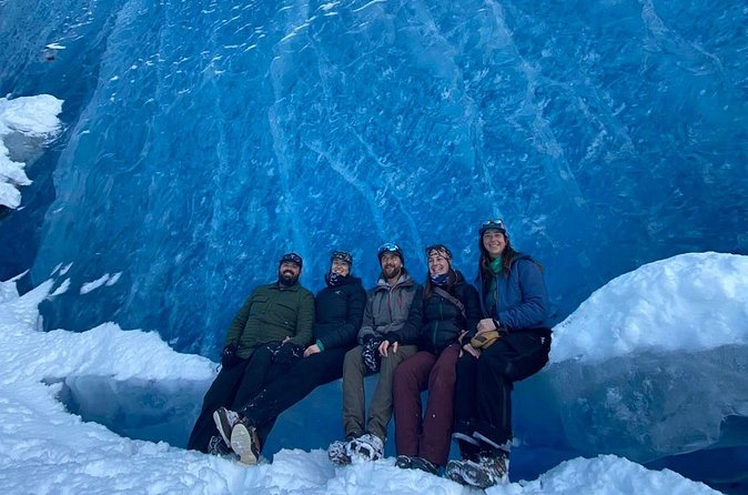 Winter Ice Cave Helicopter Adventure-1 Landing-Anchorage Area - The Flight Experience and Scenic Highlights