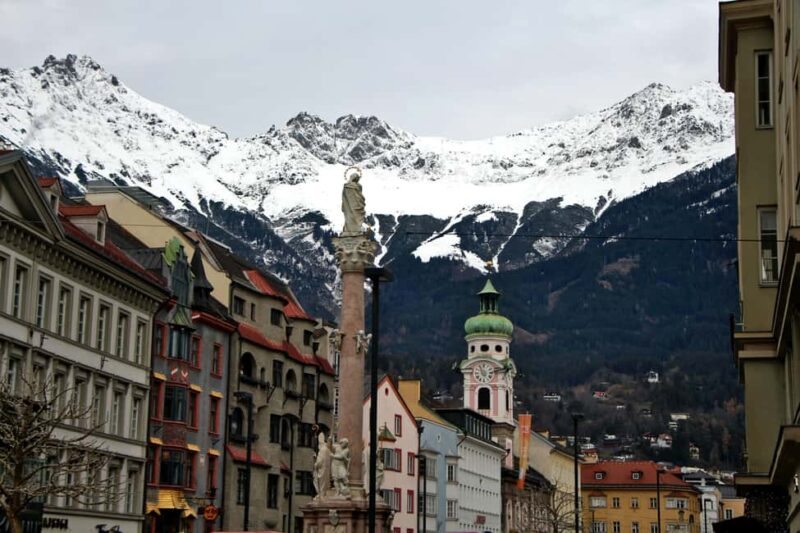Winter Magic of Innsbruck: Christmas Spirit & Alpine Views - Easy Hotel Pickup in the Heart of Innsbruck