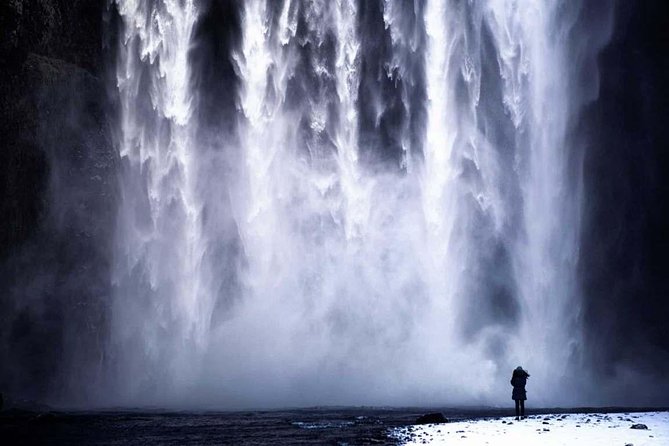 Winter South Coast Day Tour by Minibus from Reykjavik - Discovering Iceland’s Waterfalls: Seljalandsfoss and Skogafoss