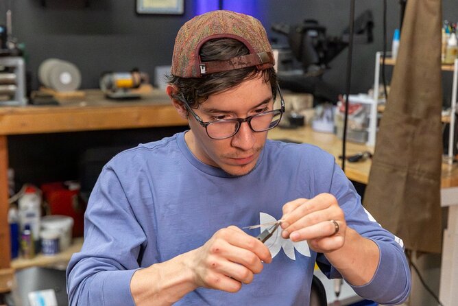 Wire Wrap Pendant Jewelry Workshop In Denver - Who Will Enjoy This Jewelry Workshop?