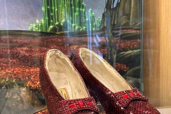 Wizard of OZ Museum tour - Location and Accessibility in Cape Canaveral