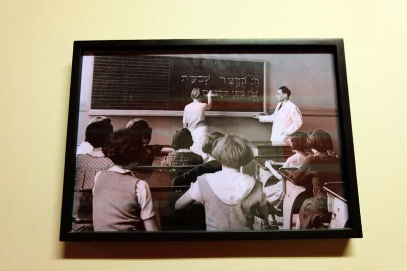 Women of Berlin: A Walking Tour Through Berlin Mitte - Exploring Landmarks with New Meaning