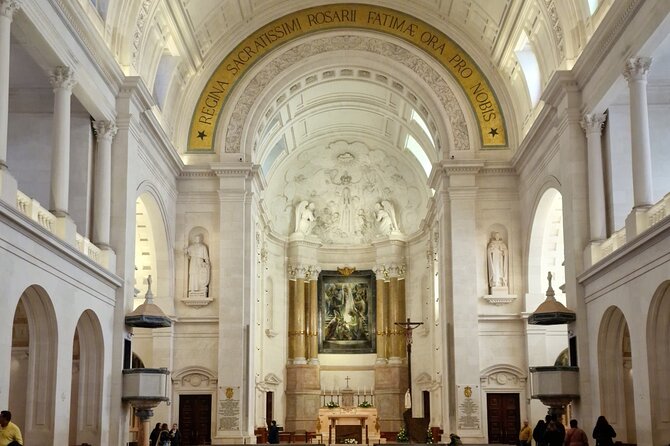 Wonderful Private Full Day Tour in Fátima, Nazaré, Óbidos - Exploring Portugal’s Sacred Heart: Fátima