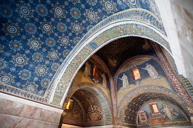 Wonderful Ravenna, visit 3 UNESCO sites with a local guide on a private tour - The Tour Starts at the Basilica di San Vitale