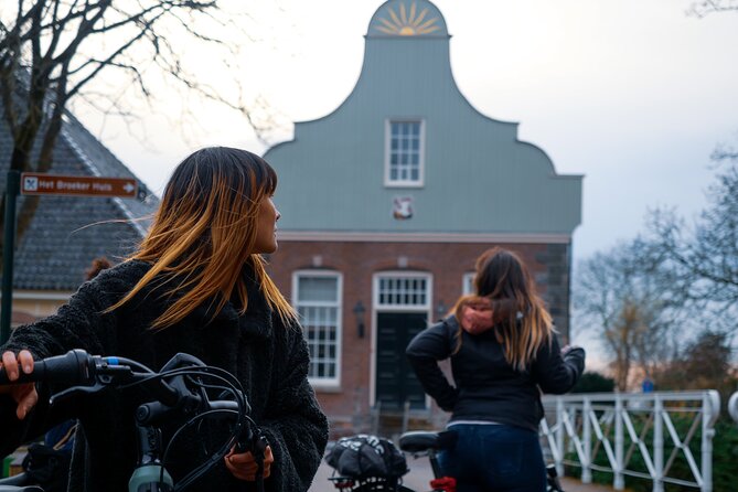 Wonderful Windmills of Zaanse Schans E Bike tour from Amsterdam - Zaanse Schans: The Heart of Dutch Heritage
