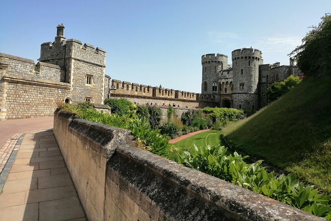 Wonderful Windsor Black Taxi Tour London - Visiting St. George’s Chapel: A Royal Sacred Site