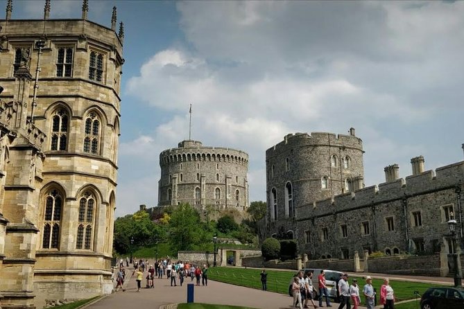 Wonderful Windsor Black Taxi Tour London - Fully Customizable Itinerary for Personal Interests