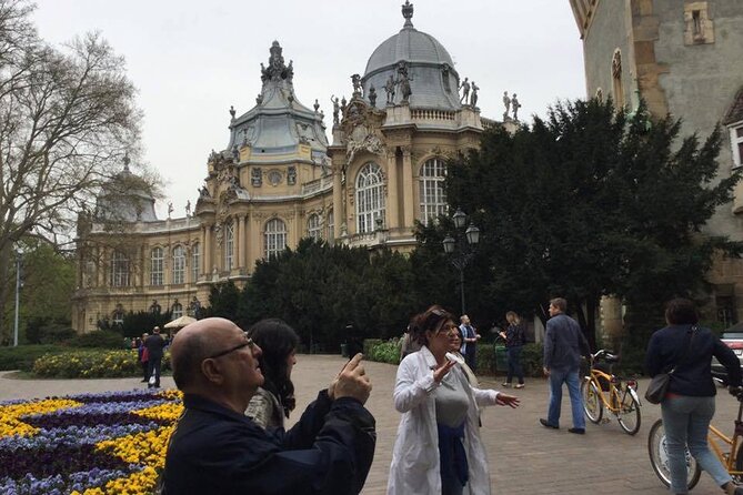 Wonders of Budapest, private tour by car! - The Final Stops: Gresham Palace and the Parliament Building