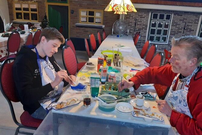 Wooden Shoes Painting Private Workshop in Simonehoeve - Flexibility and Cancellation Policy