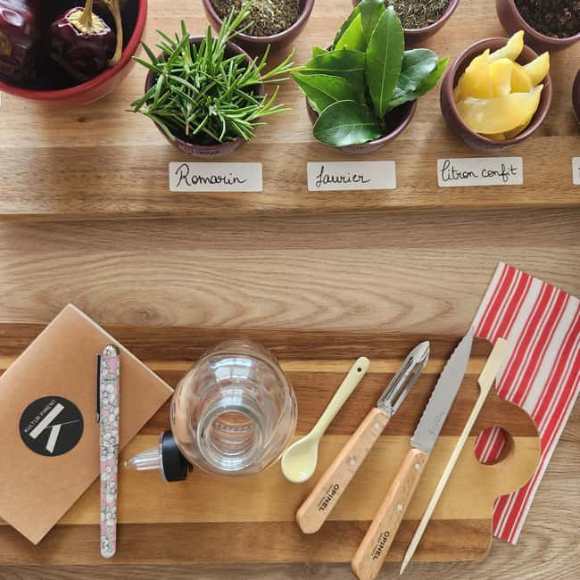 Workshop in Cambo-les-Bains: tour, tasting, and making spicy oil - Discover the Authentic Espelette Pepper Workshop in Cambo-les-Bains