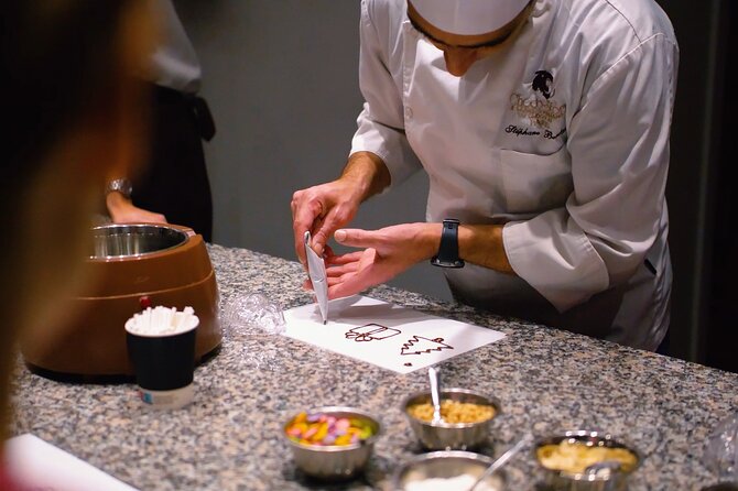 Workshop in Paris: Learn to Make your Own Chocolates - The Guide and Group Size