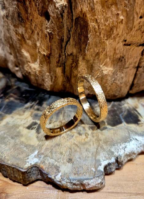 Workshop in Venice: create your own 18k gold ring with your own hands - Create Your Own 18k Gold Wedding Ring in Venice’s Historic Goldsmith’s Workshop