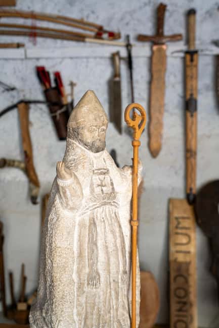 Workshop with the Master Stonemason of San Donato - The Craft of San Donatos Stonemasons: A Historic Tradition