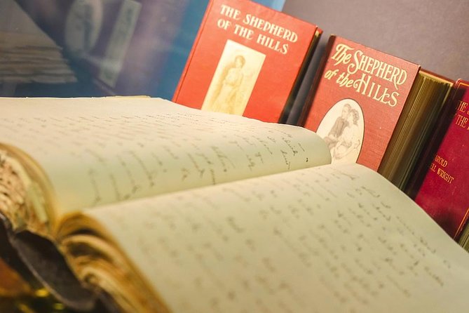 World's Largest Toy Museum Admission in Branson - The Trains and Railroad Displays