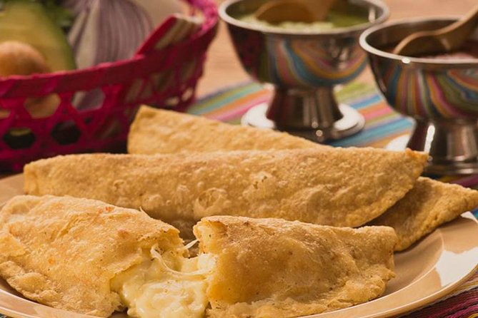 Wrestling show and a Mexican dinner - Booking and Cancellation Policies