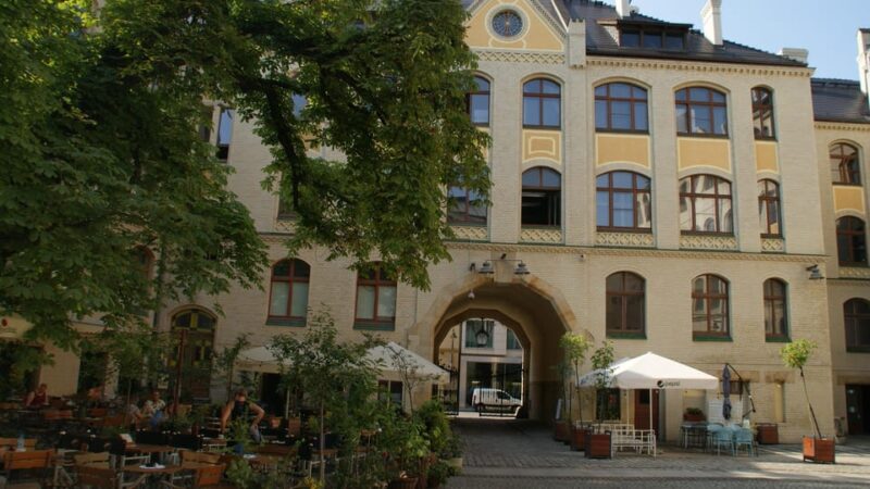 Wrocaw differently unknown alleys of the city (2 hours) - Climbing Liebich Hill for Scenic Views and Historic Bunkers