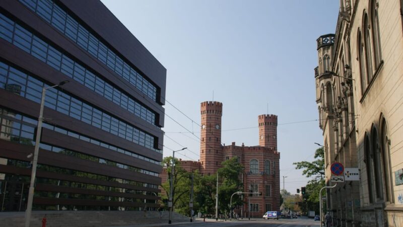 Wrocaw differently unknown alleys of the city (2 hours) - Logistics and Practical Details of the Tour