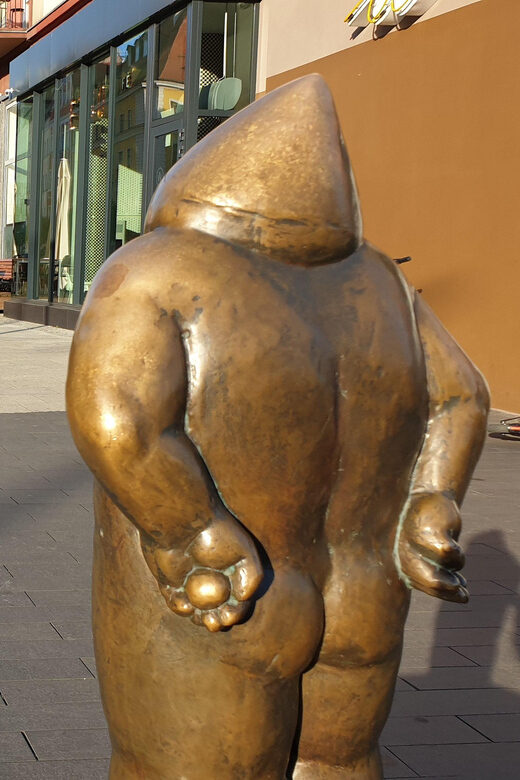 Wrocaw: Following the dwarfs'. See the city differently! 2h - Wrocław: Following the Dwarfs - A Unique 1.5-Hour City Adventure